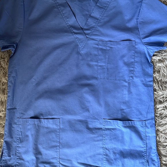 Medical Scrubs - Picture 2 of 7